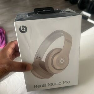 Beats by Dre the pros